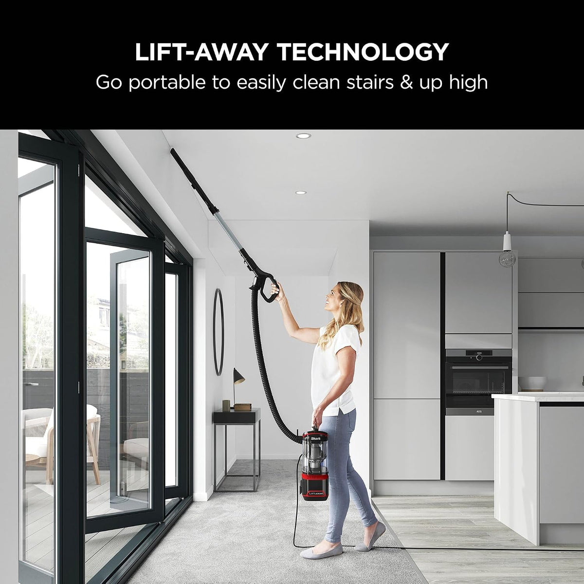 Shark Corded Upright Vacuum Cleaner 1.1L
